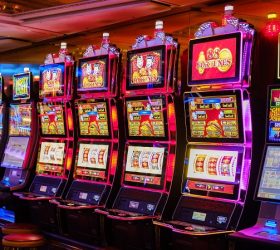 What Are Different Types Of Progressive Jackpots To Play Online?